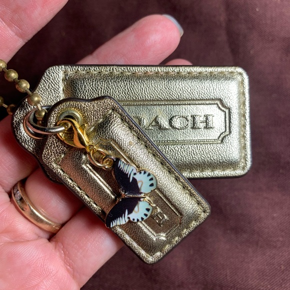 Coach 2.5” Gold Metallic and 2” Gold Metallic Hangtag Tag Replacement keychain - Picture 1 of 9